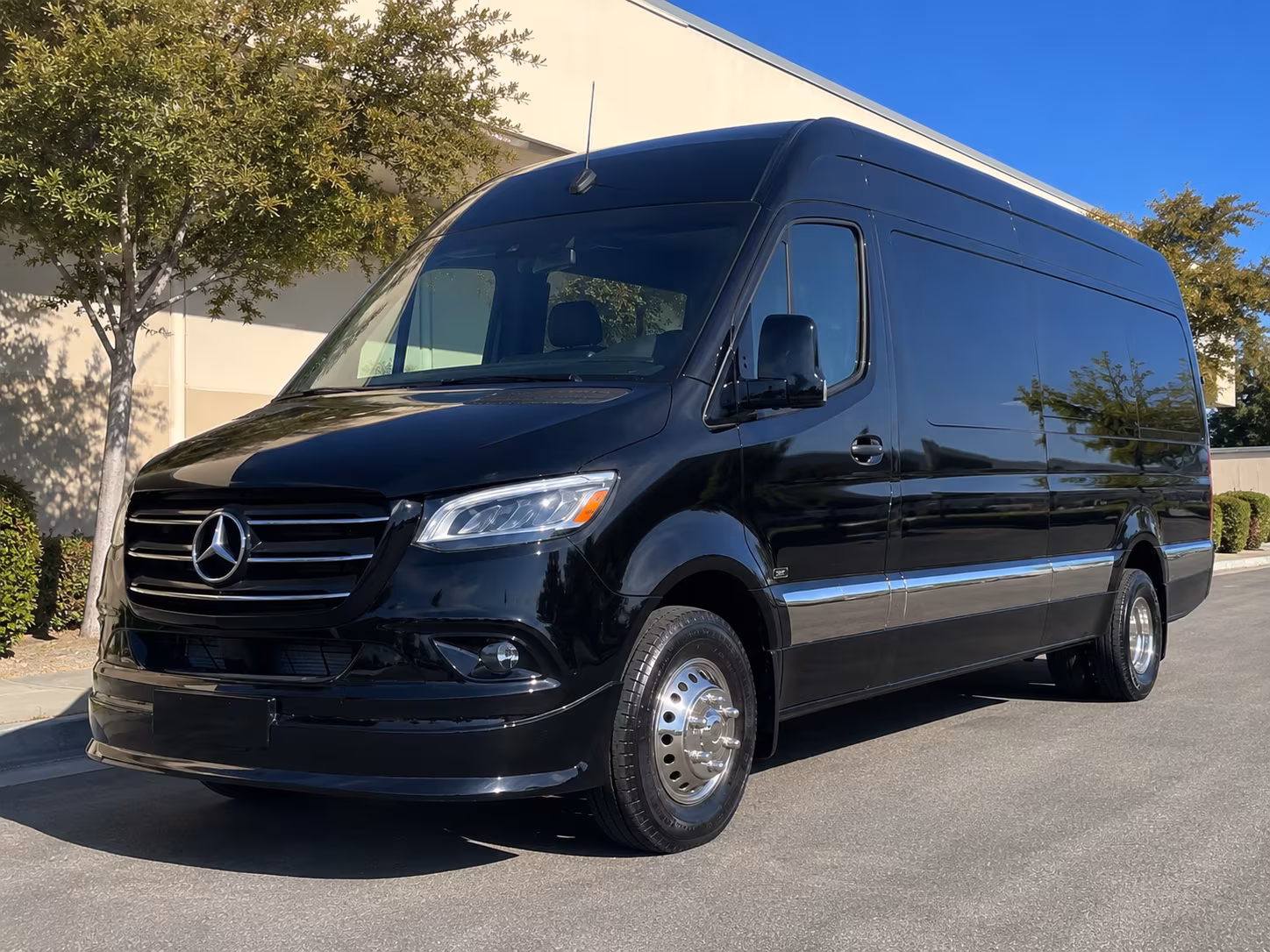 find and book transportation for your next birthday 3