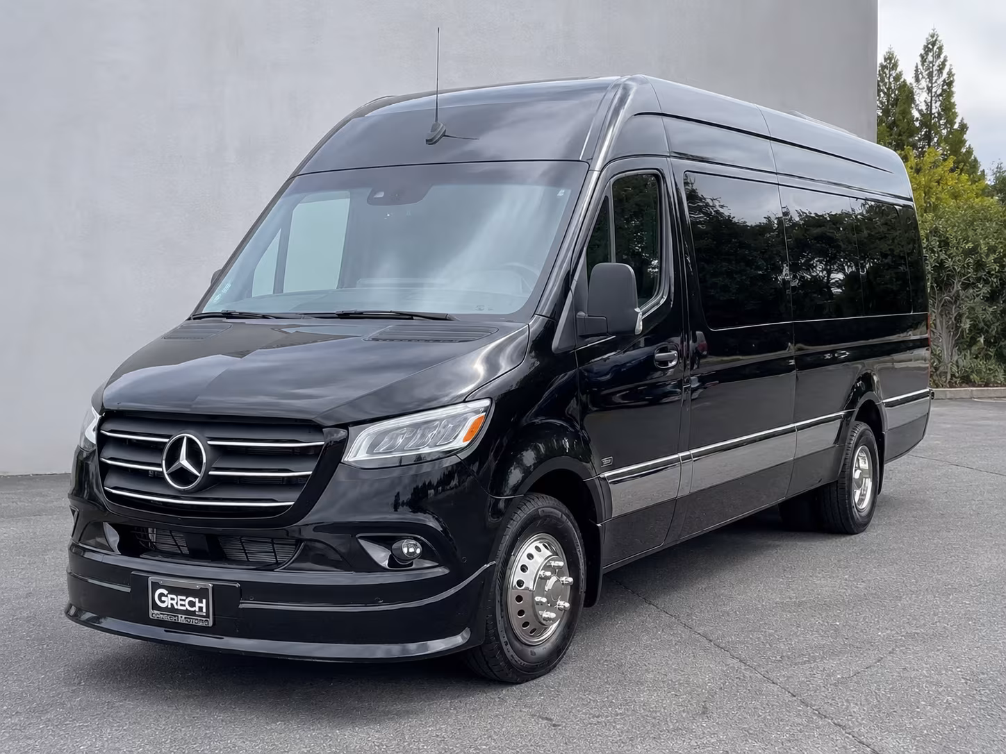 find and book transportation for your next private event 3
