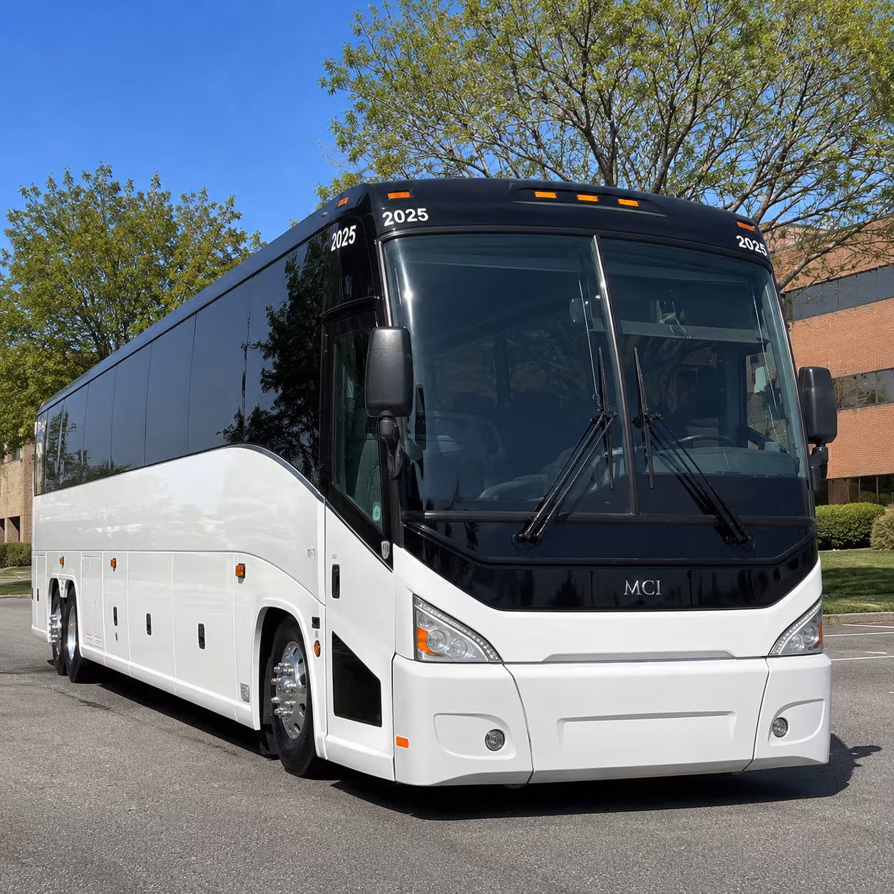 long distance charter buses for salem fans traveling to away games