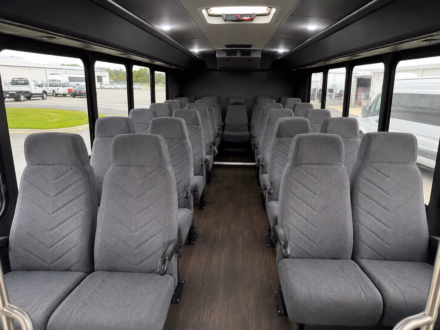minibus rentals for salem rehearsal dinners and day after brunches