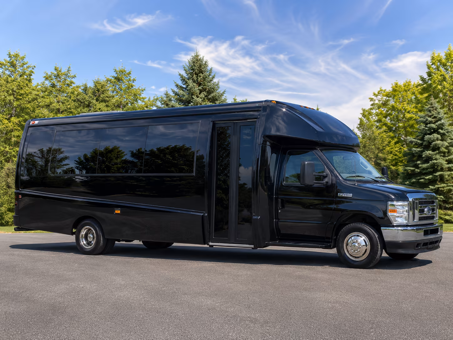 minibus rentals for smaller salem bachelorette groups and day trips