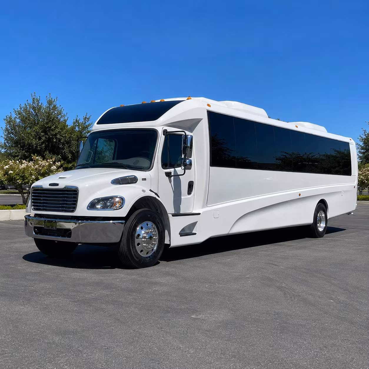 salem 18 passenger minibus