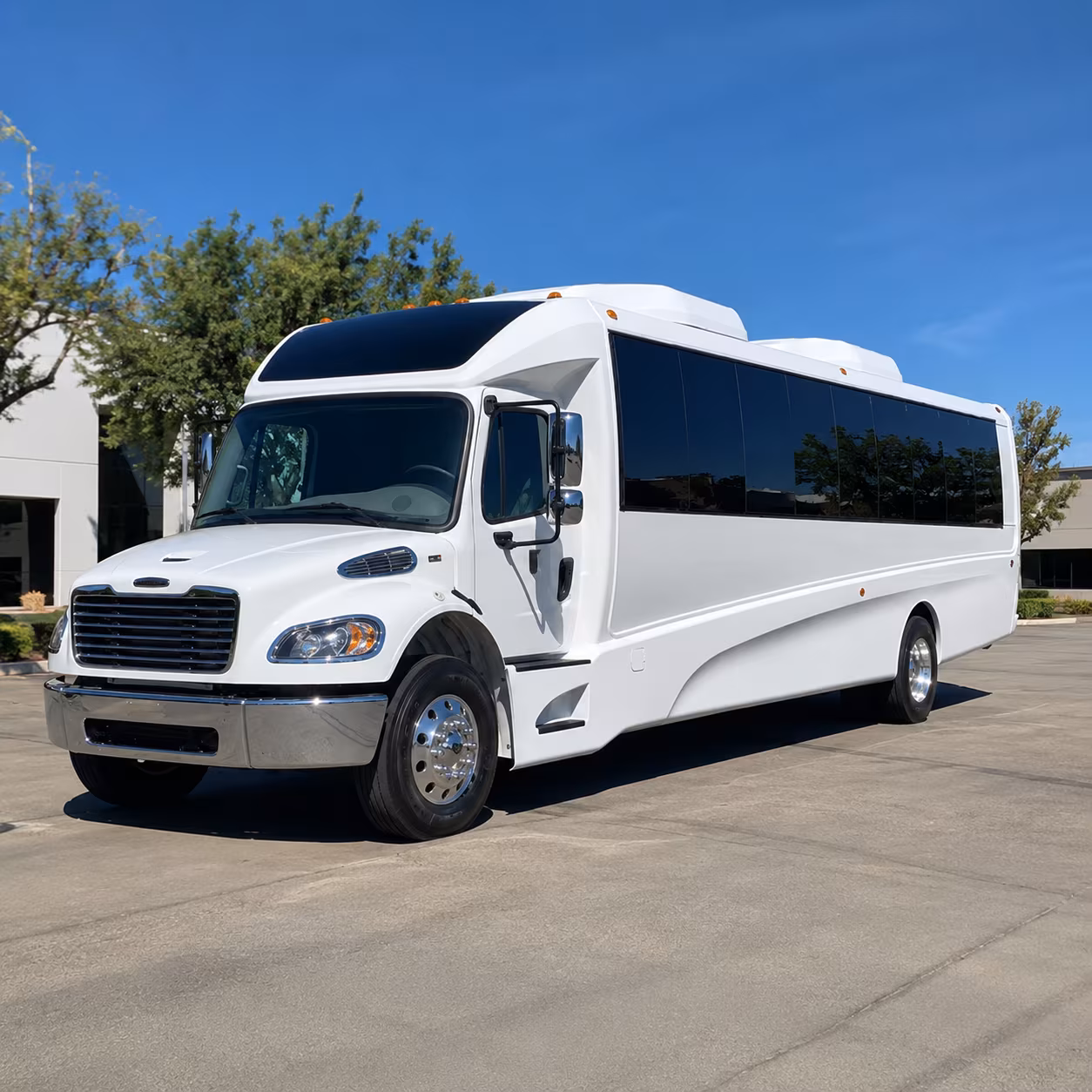 salem 35 passenger minibus