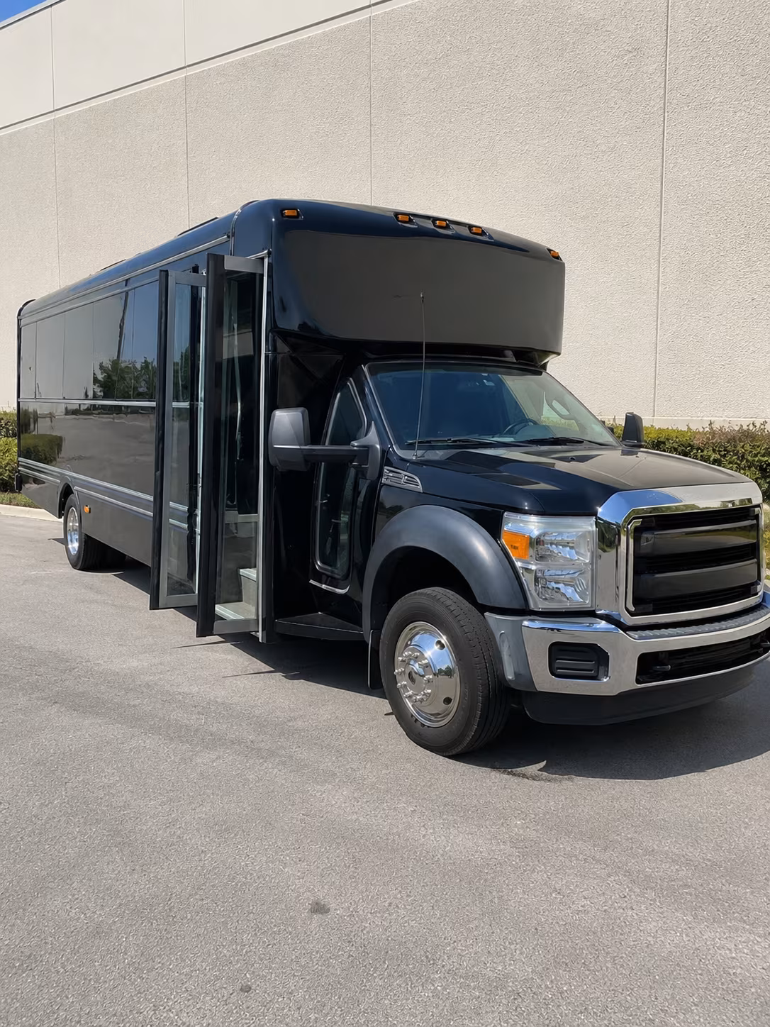 salem night out party bus rental