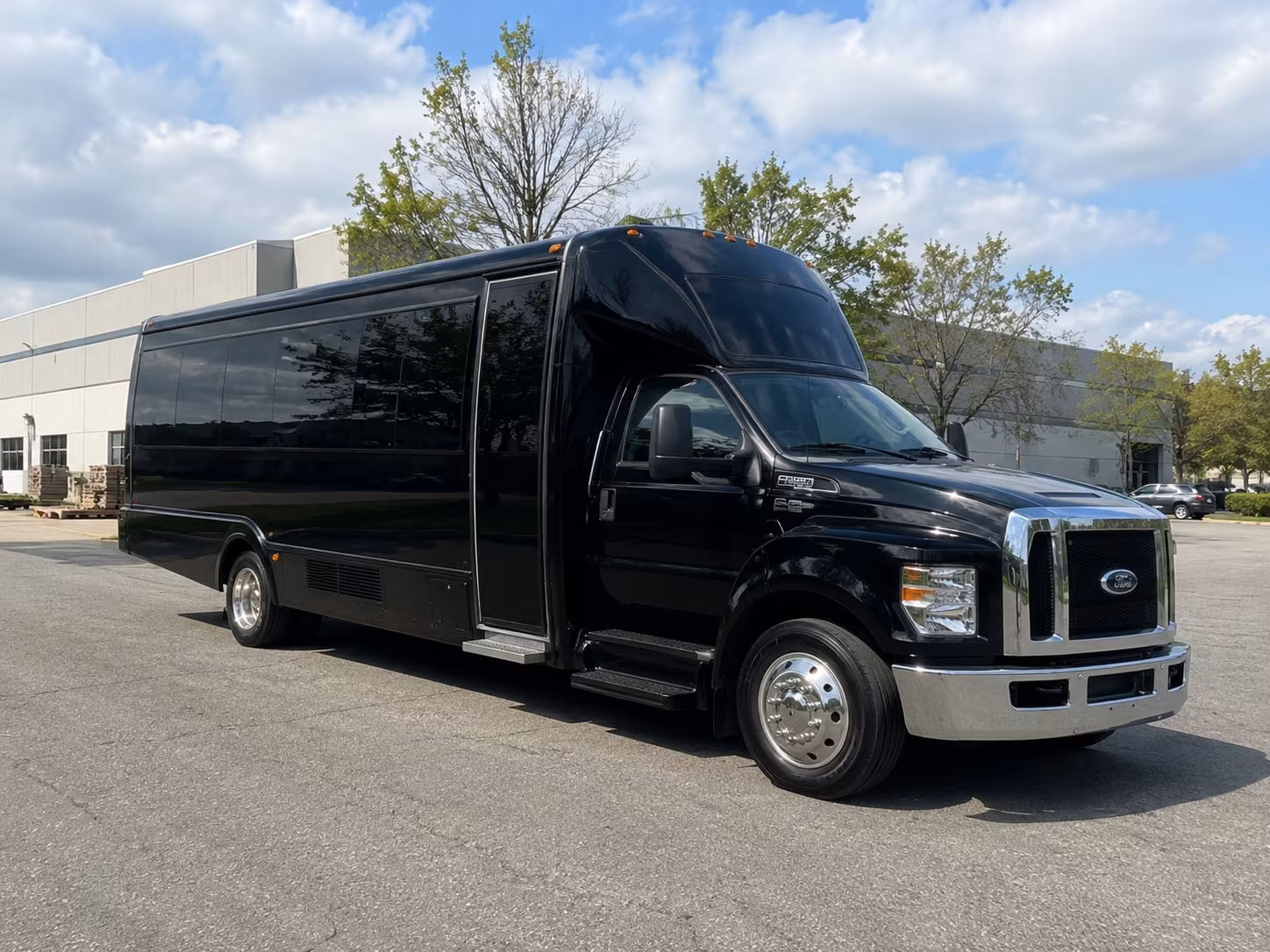 salem party bus